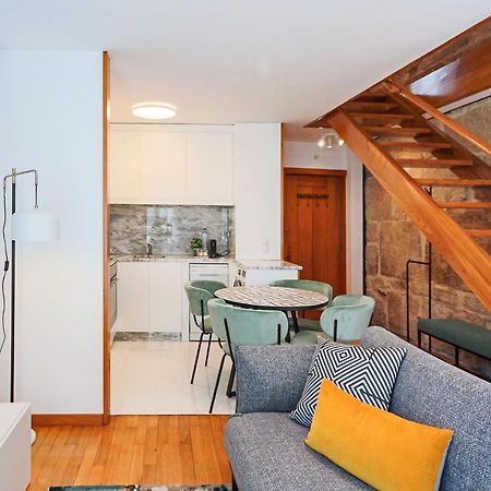 Hm - Ribeira Historical Apartment Porto Luaran gambar