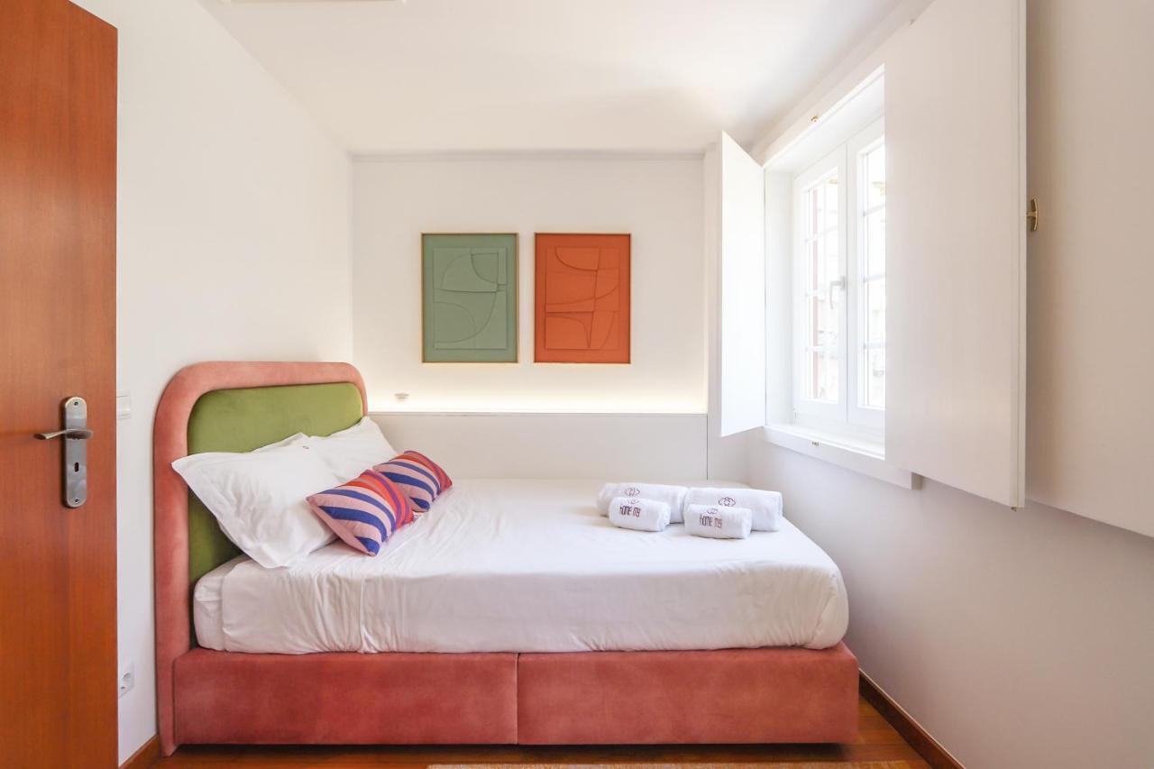 Hm - Ribeira Historical Apartment Porto Luaran gambar